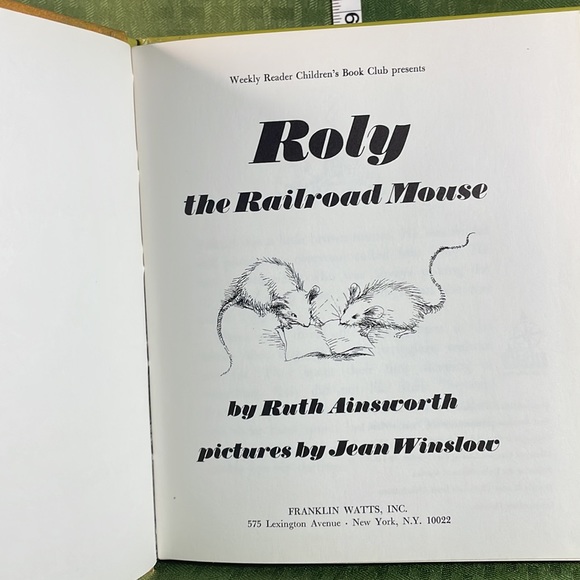 Ruth Ainsworth Roly the Railroad Mouse children’s book - Picture 3 of 4